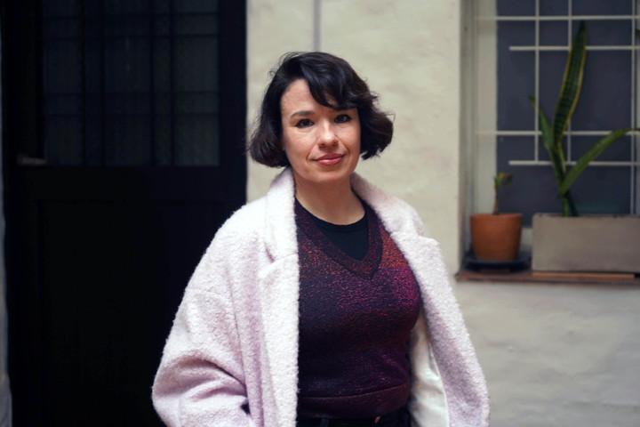 Betina González, Premio Clarín 2006. Su novela "Arte menor" fue elegida por el Jurado integrado por José Saramago, Rosa Montero y Eduardo Belgrano Rawson. 
Foto Guillermo Rodriguez Adami 