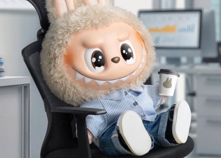 La historia detrás de los Labubu, los muñecos que desataron un furor de ventas en China.