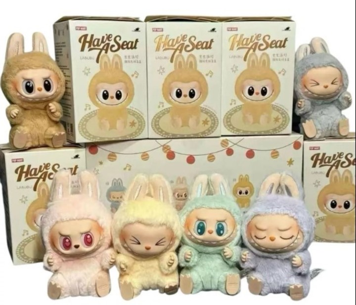 La historia detrás de los Labubu, los muñecos que desataron un furor de ventas en China.
