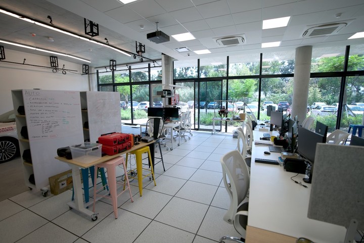 Laboratorio de Inteligencia Artificial y Robótica. Foto gentileza UdeSA.