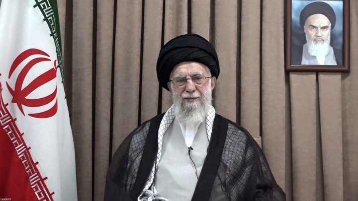 Ali Jamenei en la TV estatal iraní. Foto: AP