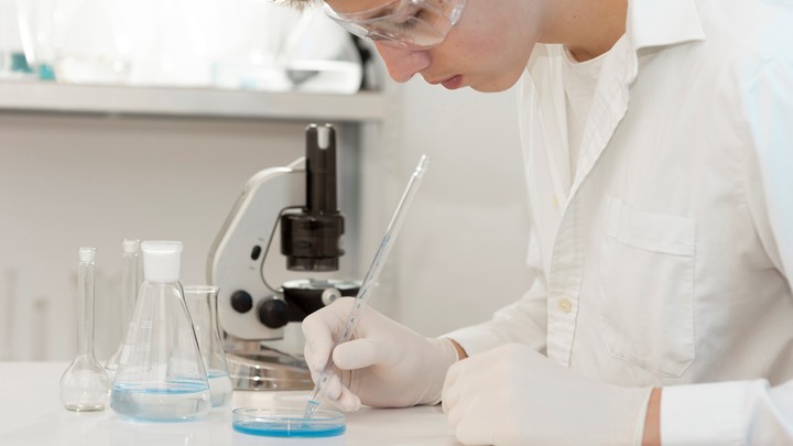 Los avances en medicina regenerativa están abriendo el camino para que muchas personas puedan beneficiarse del potencial de las células madre.