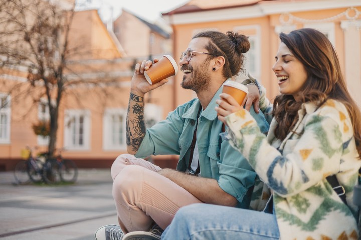 Compartir momentos vergonzosos también es parte de la propuesta. Foto ilustración Shutterstock.