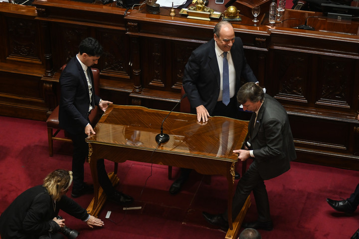 Guillermo Francos dejó el Senado cuando lo llamaron "mentiroso". Foto Federico Lopez Claro