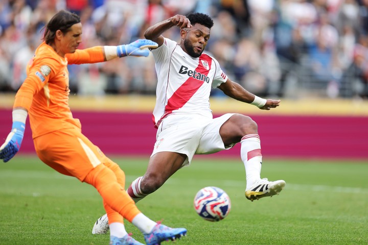 Miguel Borja es uno de los jugadores a los que se le vence el contrato a fin de año. Foto: AP Photo/Ryan Sun