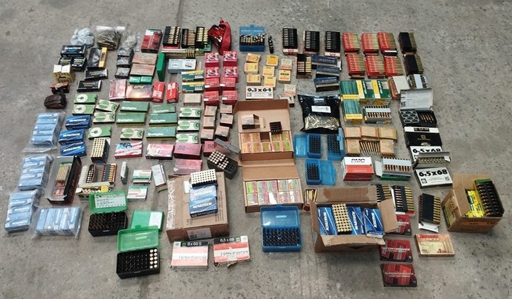 La gran cantidad de municiones secuestradas en la investigación sobre el narcoavión de Entre Ríos. Foto: Fiscales.gob.ar