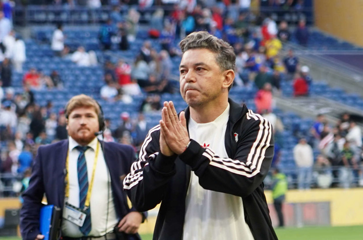 Marcelo Gallardo pide disculpas a la gente tras quedar fuera del Mundial de Clubes. Ahora deberá poner la mira en el mercado de pases. Foto: Marcelo Ferreiro