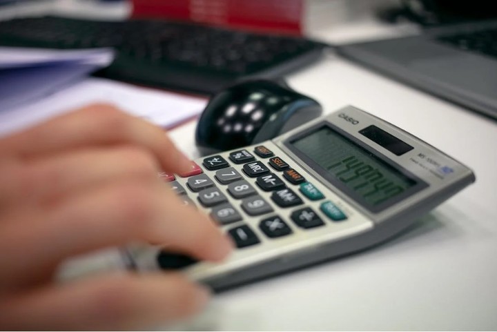 El medio aguinaldo de la empleada doméstica corresponde al 50% del mejor salario de los últimos 6 meses. Foto: Pexels.