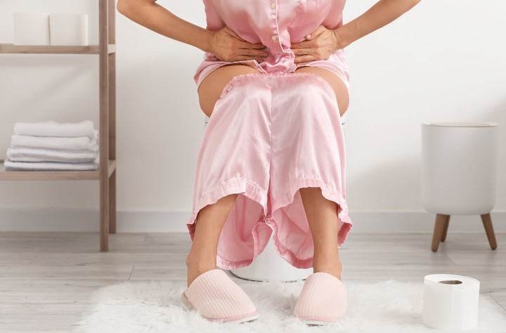 Las infecciones urinarias recurrentes e incontinencia urinaria son dos de los síntomas de la sequedad vaginal. Foto Shutterstock.