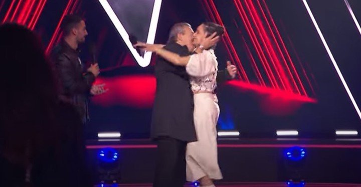 El Chino y su hija Clara en La Voz Argentina. | Foto: Telefe
