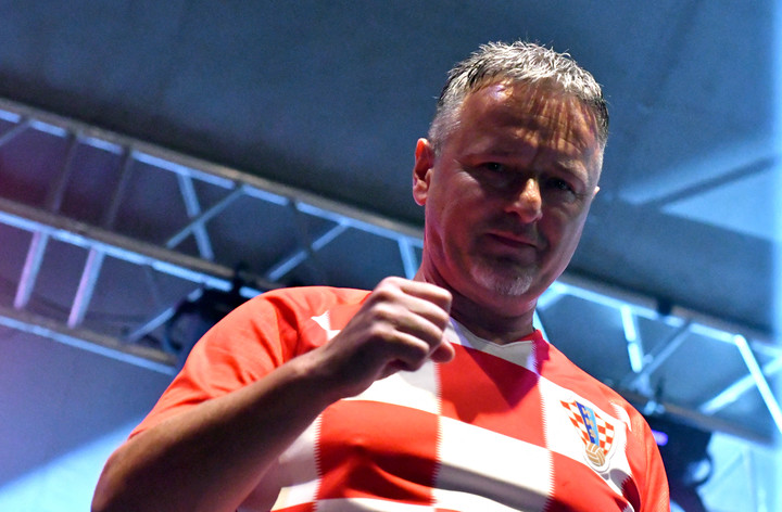Marko Perkovic "Thompson", con la camiseta del seleccionado croata.