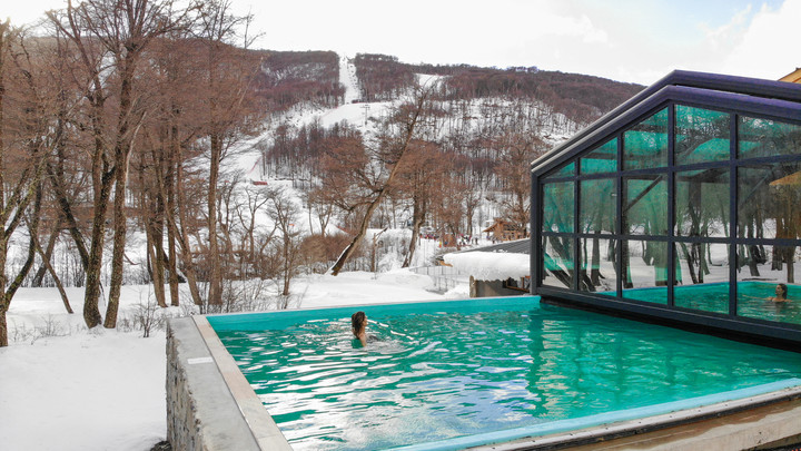 Una de las piscinas del spa. Foto Castor Ski Lodge
