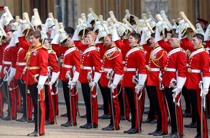 Miembros del Regimiento Montado de Caballería de la Casa Real en el Castillo de Windsor. Foto: Reuters
