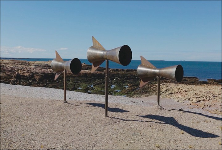 Christian Boltansky. Misterios, el artista francés y sus poéticos llamadores de ballenas en Chubut (2017).