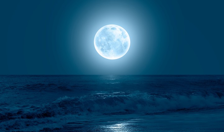 El clima estará teñido por la tensión Saturno-Neptuno, que genera confusión y riesgos de autoengaños. Foto: ilustración Shutterstock