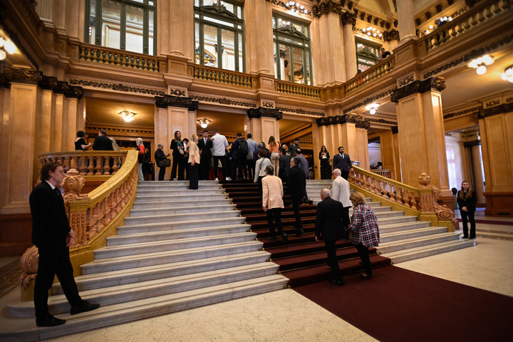 Visitas guiadas al Teatro Colón, una opción para sorprenderse. Foto: Mariana Nedelcu.