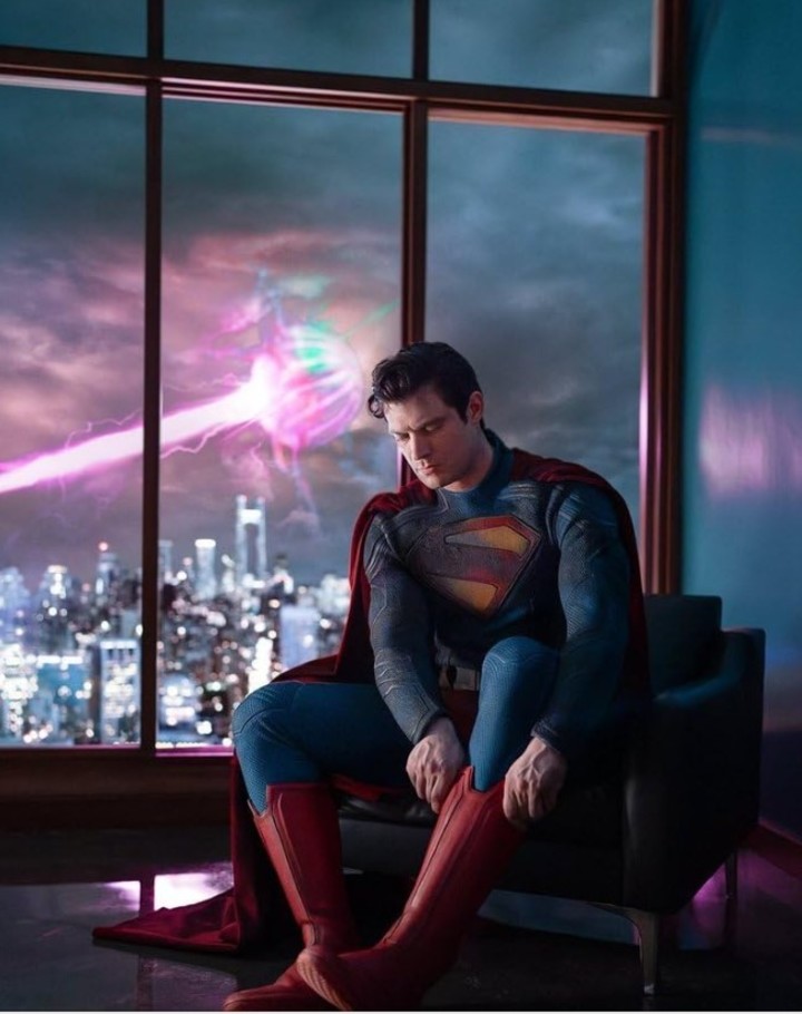 Este Superman es más "humano" e inocente.