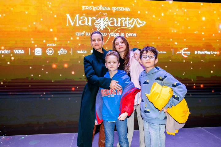 Sabrina Garciarena, en familia. Cortesía: @livedaleplay
