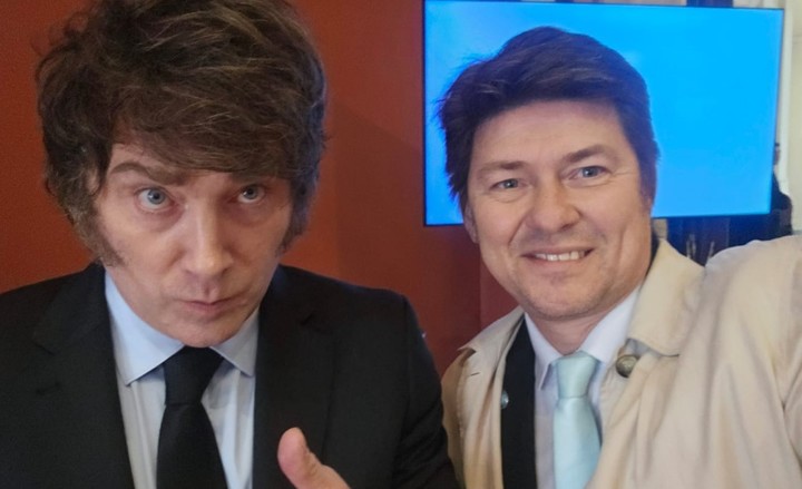Lisandro Almirón confirmó que será el candidato a gobernador libertario en Corrientes.