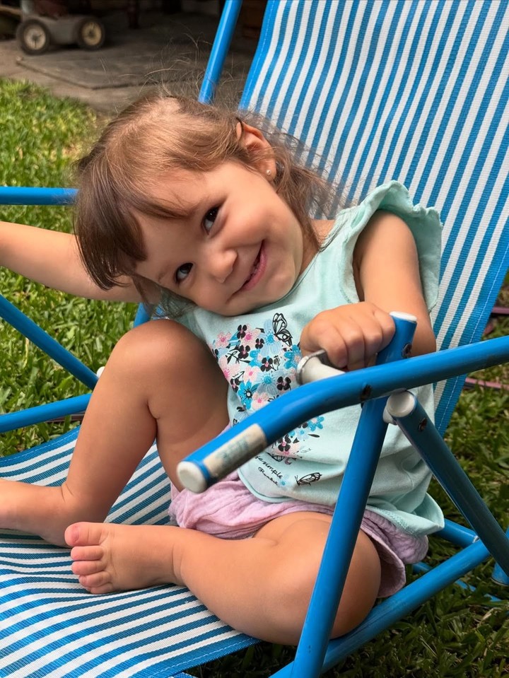 Alex Caniggia y Melody Luz mostraron la cara de su hija Venezia por primera vez. Foto: Instagram