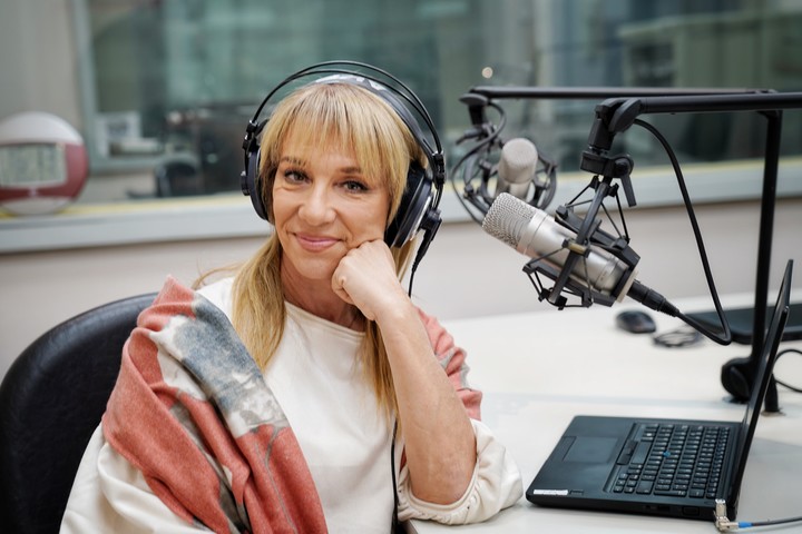 La locutora María Isabel Sánchez, nominada al Martín Fierro por su labor en Radio Mitre. 