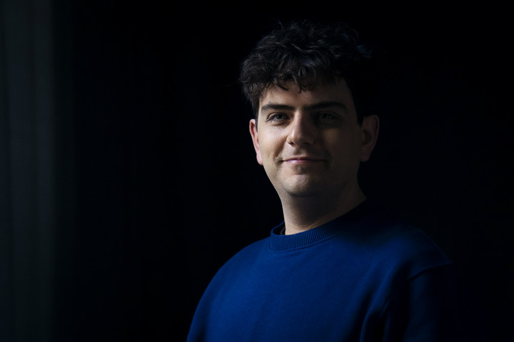 Mariano Saborido confiesa por qué le gusta hacer de villano. Foto: Mariana Nedelcu 