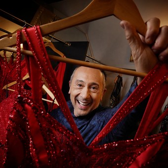 Claudio Cosano, diseñador de  Mirtha Legrand: "Me gusta la silueta marcada, cada mujer tiene algo para lucir"