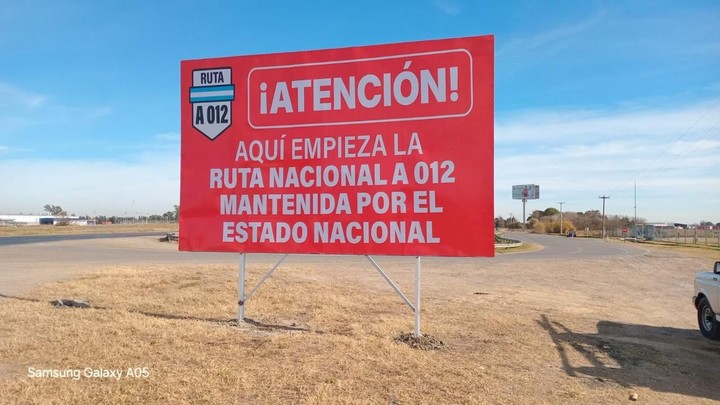Santa Fe: instalan carteles que notifican el ingreso a Rutas Nacionales por su "estado catastrófico"