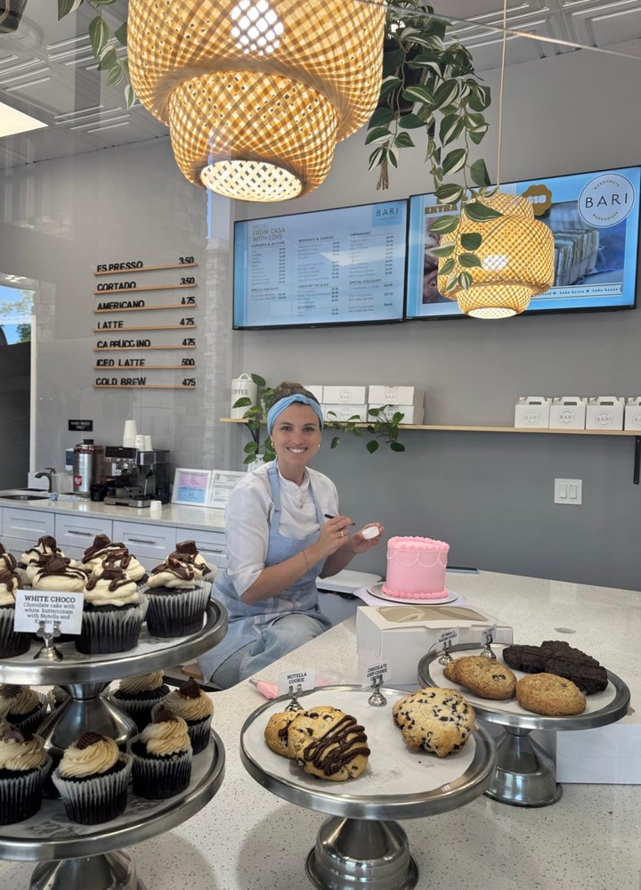 El hermoso local que alquila Sofía en el boulevard Semoran, de Orlando.