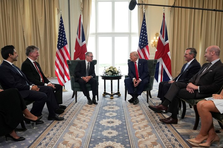 Ambas delegaciones se reúnen en el golf club Turnberry. Foto: Reuters