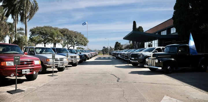 La planta de Pacheco exhibió varias versiones de la Ford Ranger como homenaje del aniversario.