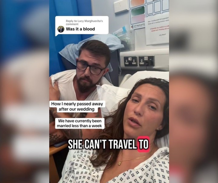 El flamante matrimonio, en un hospital de Reino Unido. Foto: captura de video/TikTok @lipsticknlouboutins.