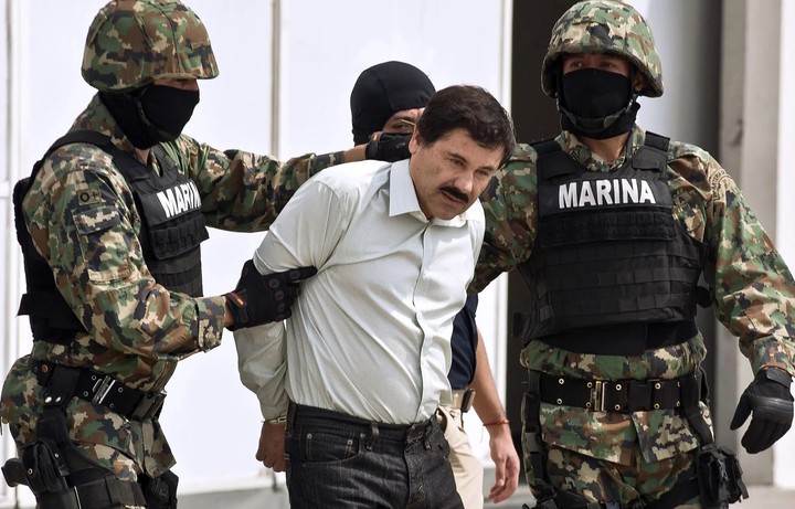 Joaquín Guzmán Loera, conocido como El Chapo, durante su detención en 2014. Foto Ronaldo Schemidt/Agence France-Presse