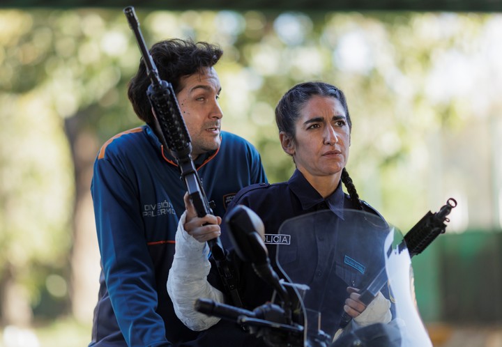Facundo Bogarín y Charo López en la segunda temporada de División Palermo. Foto: Netflix