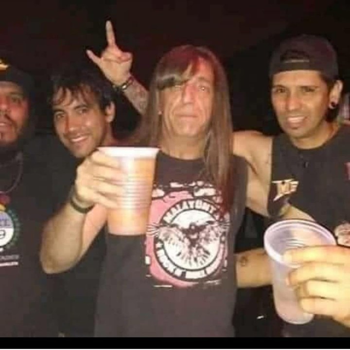 Durante la pandemia, Claudio Phil González fue comparado con el personaje de Chespirito por su parecido físico. Esta fue la foto que se viralizó.