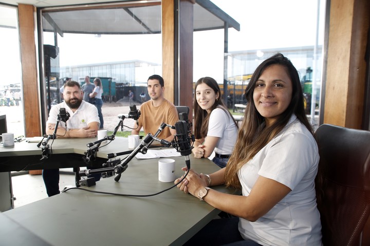 Un programa de entrevistas y conversaciones impulsado por John Deere. 