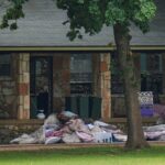 dolor en el centenario campamento del que desaparecieron 27 chicas en las inundaciones en Texas