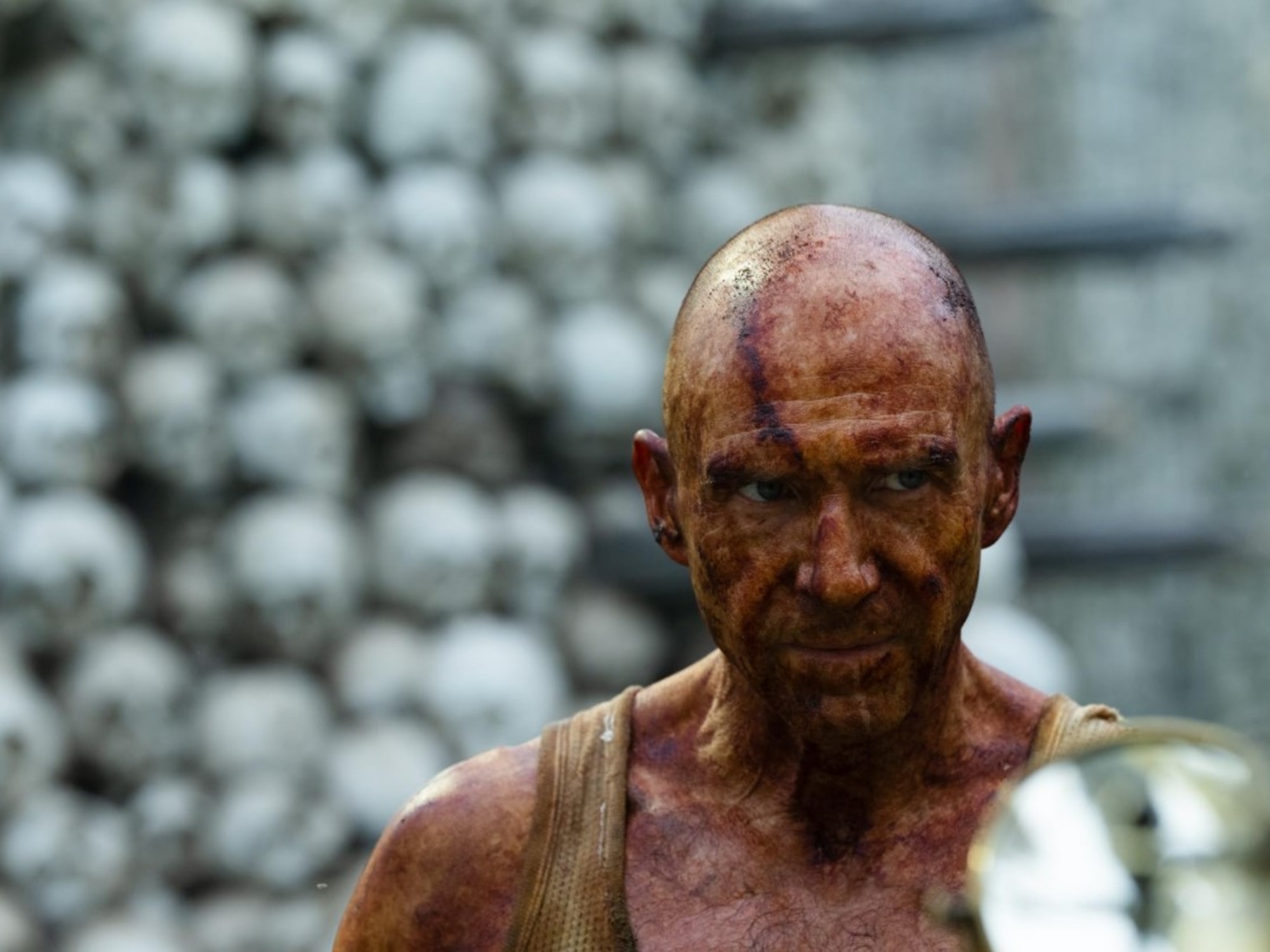 Ralph Fiennes en Exterminio: Evolución.