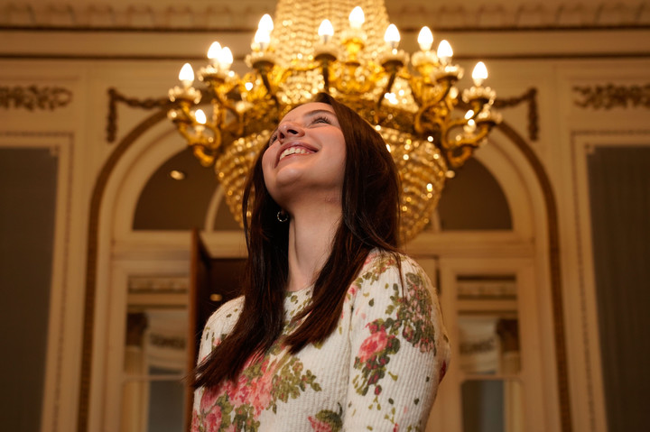 Felicidad. Pilar Policano disfruta de estudiar y tocar y esa es la energía que transmite en sus conciertos. Foto: Fernando de la Orden