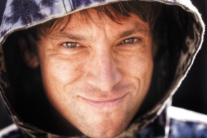 Joaquín Levinton, el carismático cantante de Turf que ganó más popularidad con su paso por "MasterChef". Foto Ariel Grinberg 