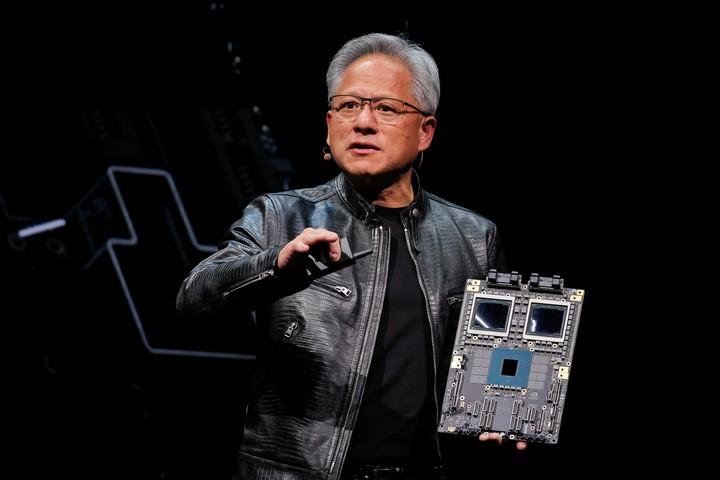 Jensen Huang, CEO de Nvidia, una de las empresas más valiosas del mundo. Foto: Reuters