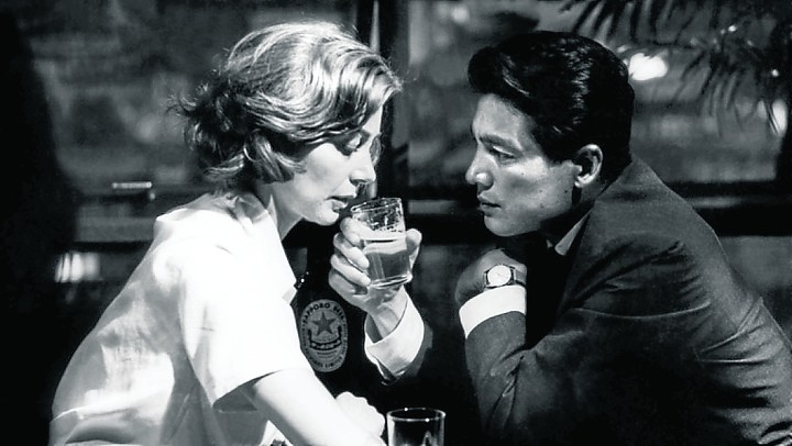 Ellos dos, Emmanuelle Riva y Eiji Okada, en “Hiroshima mon amour”.
